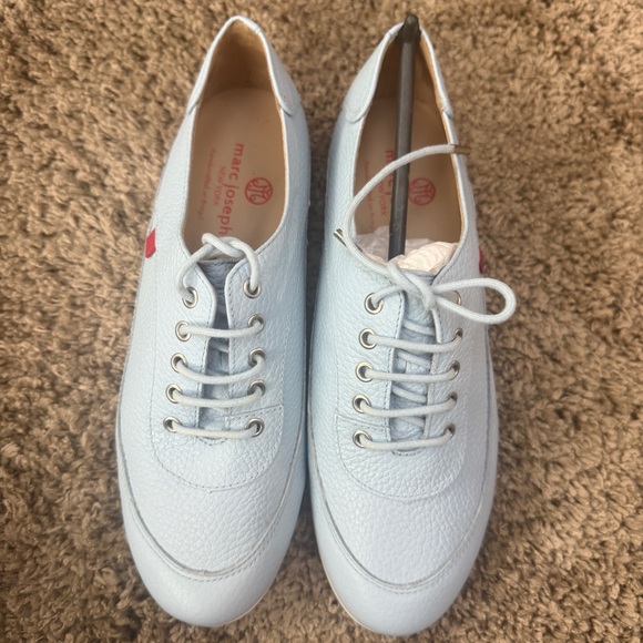 Sky Blue Leather Women's Sneakers! NEW! - Picture 4 of 7